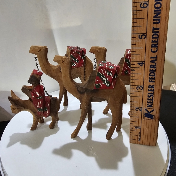 3 Camel Train Hand Carved Wood plus 1 Donkey with Rider 4 Pieces 👀 - Picture 7 of 12